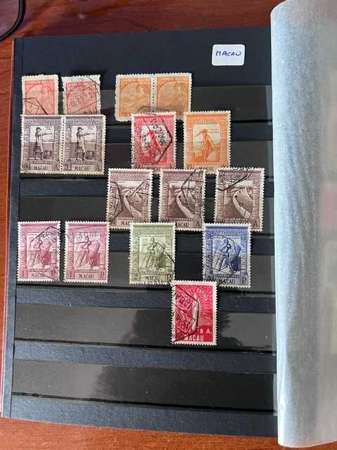 Selos de Macau – raro lote de 37 selos (21 diferentes) de 1934 a 1951