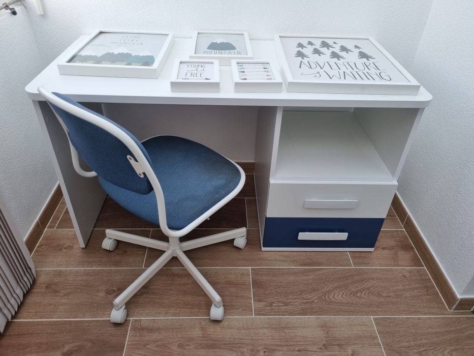 Cama estrado elevatório.