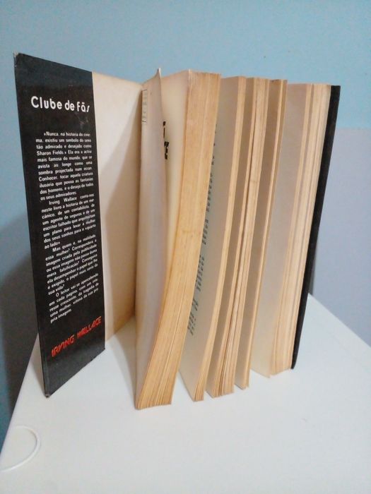 Livro(edição antiga)de Irving Wallace CLUBE DE FANS