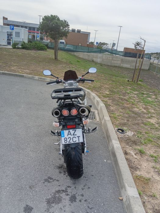 Suzuki GSR 600 (Naked) 98cv