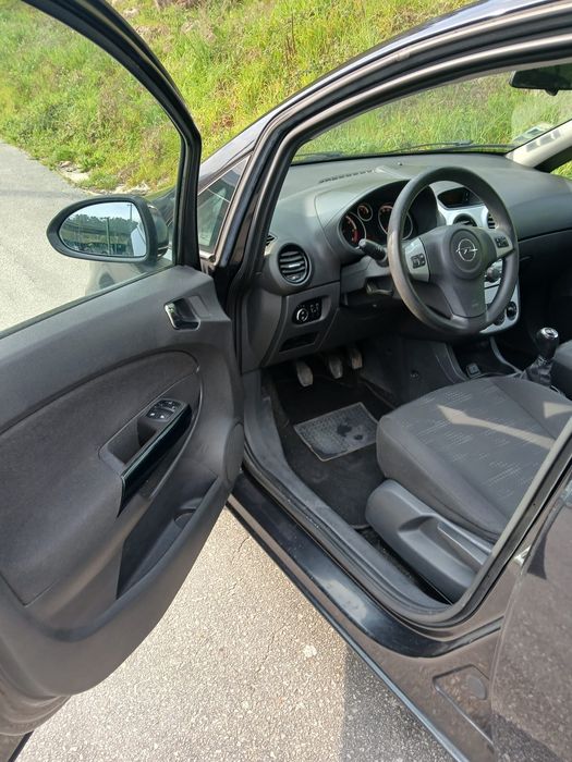 Opel Corsa 1.3cdti Poucos Kms