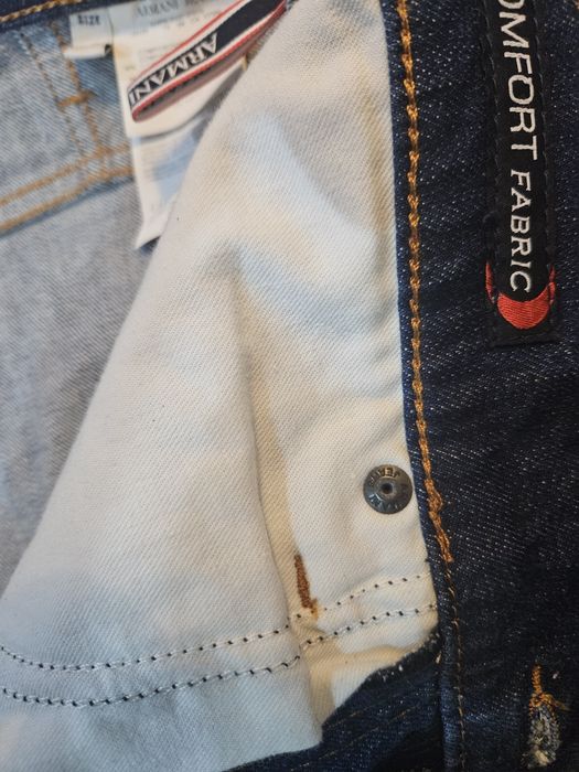 Jeansy Armani 31