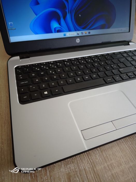 HP 15 R229 Recondicionado