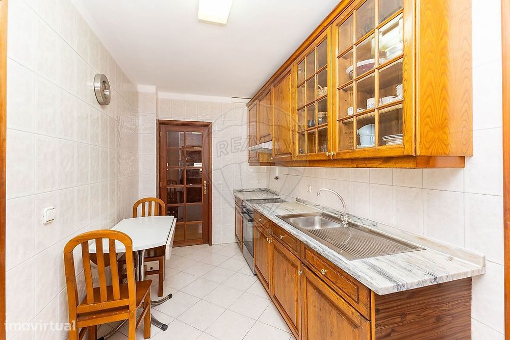 Apartamento T2 para arrendamento