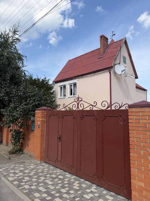 Продам дом в с.Волосское, вид на р.Днепр.