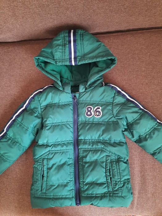 Дуже легка та тепла осіння дитяча куртка s. OIiver. Розмір 86