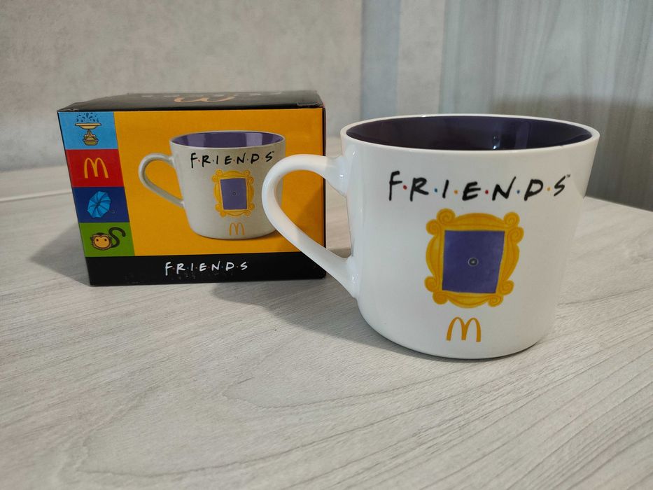 Фігурки та Чашки McDonald's Friends / Макдональдс Друзі