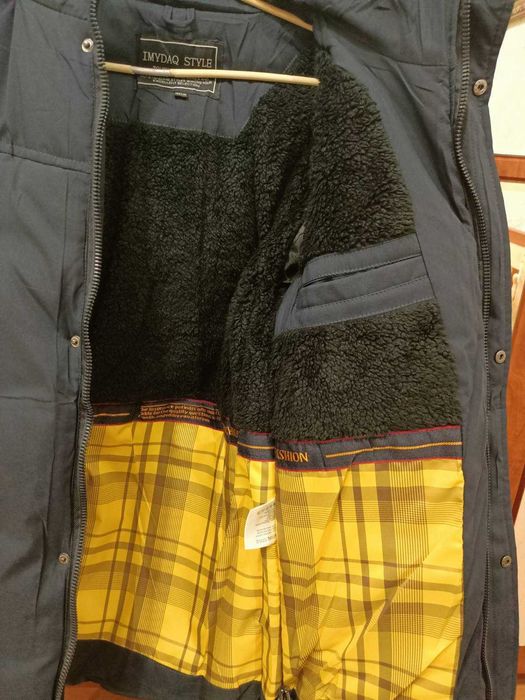 Зимова куртка на хлопчика темно-синя, зріст 152 см, на 10-12 років