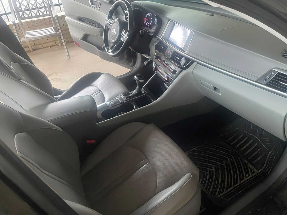 Kia Optima      2016