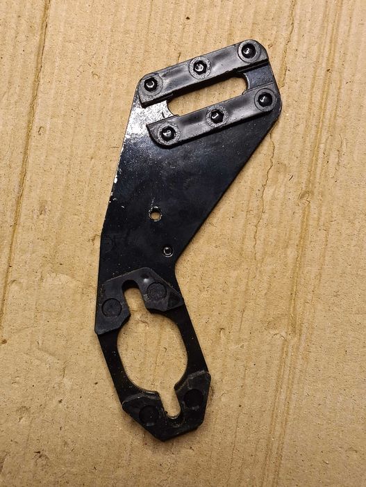 Крепление мотора для швейной машины подольск чайка TUR2