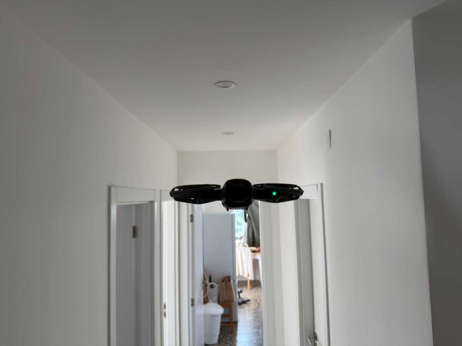 Drone DJI Neo 2 com baterias e hub
