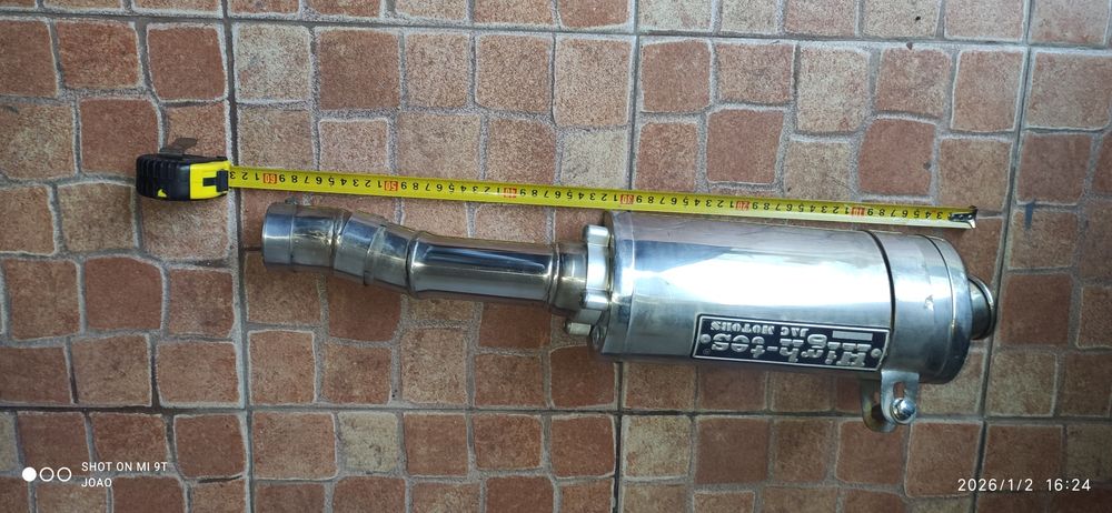 Escape moto  HIGH -TES. Jac motors.
Muito bom estado.
Som espetacular.