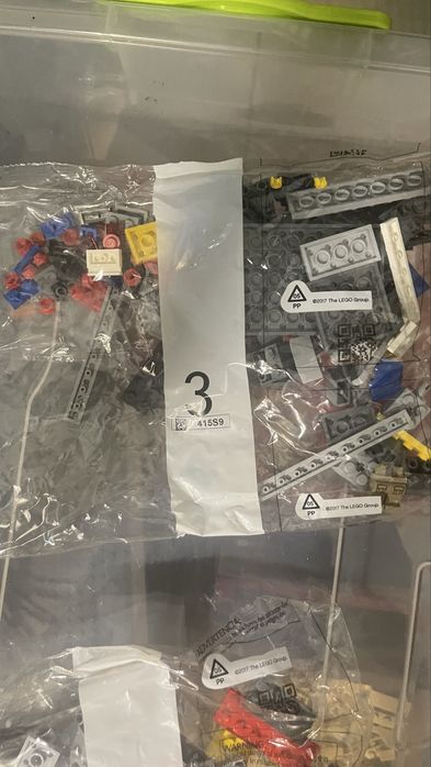 LEGO продам наборы и насып  все новое и запечатаное