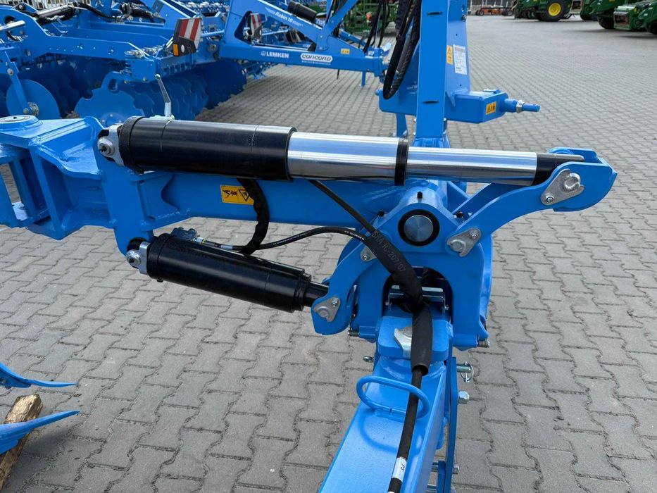 Плуг Lemken Diamant 16 7+1  L100