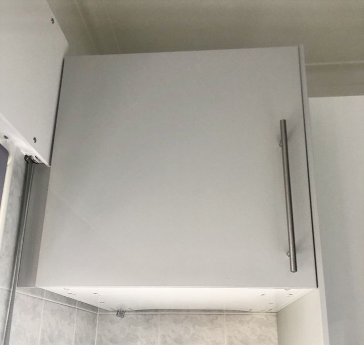 1  armario cozinha superior frigorifico e 1 banco usado  ver Foto