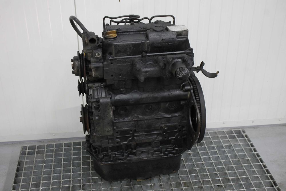 silnik yanmar diesel 3 cylindrowy koparka agregat chłodnia 3tnv76 19kw