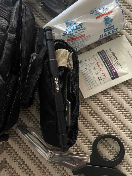 Аптечка чорна Новая Аптечка тактисеская большая черная