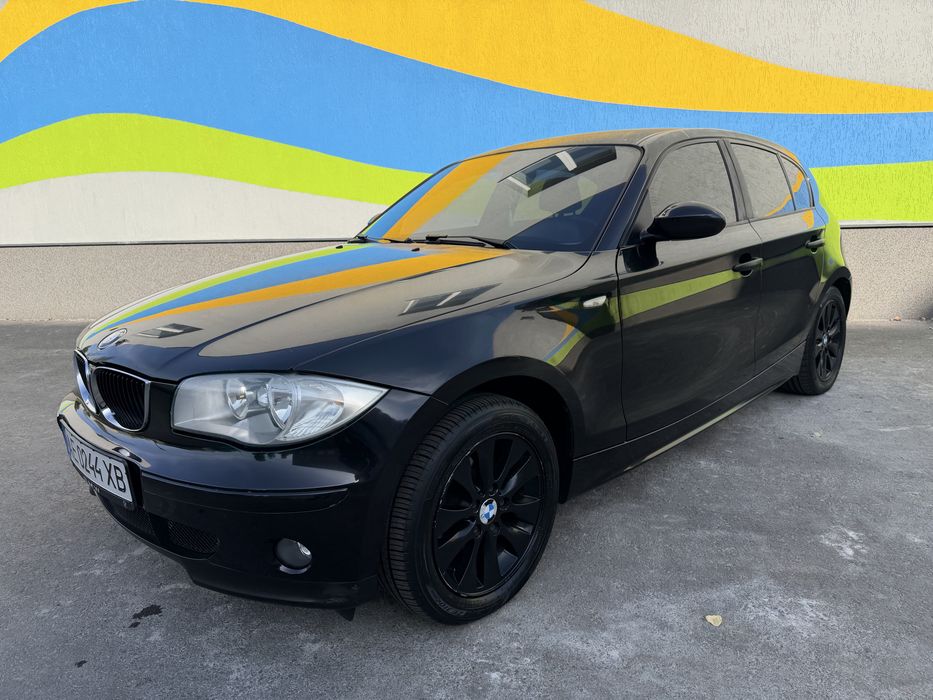 Bmw 116i  2005год