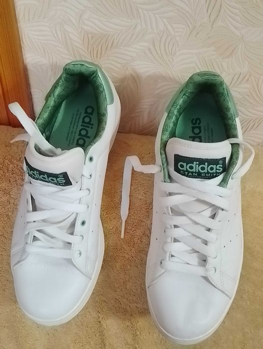 Кросiвки Адидас р.40-41 модель STAN SMITH стан новий  м.Миколаiв