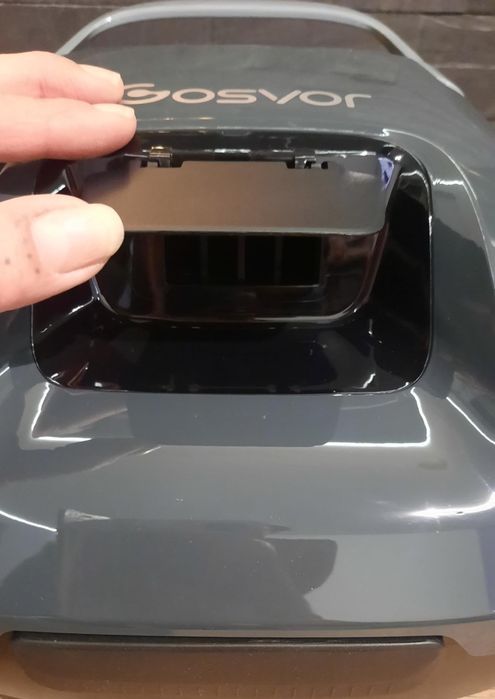 Automatyczny odkurzacz do basenu IPX8