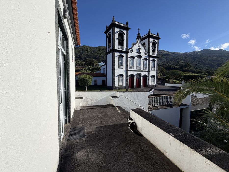 À venda de Moradia independente em Urzelina