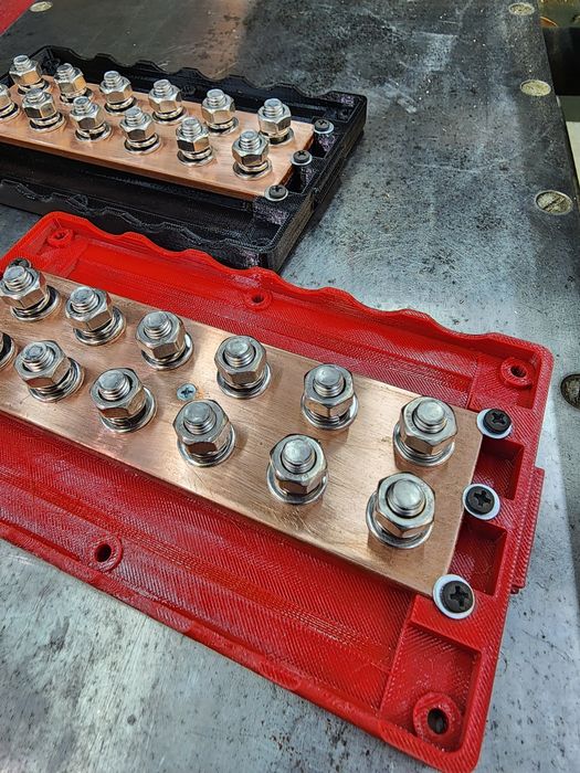 Распределительный блок с шиной Heavy Duty Bus Bar 48в 900А
