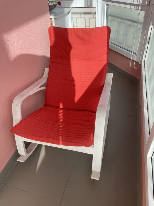 Cadeira de baloiço Ikea