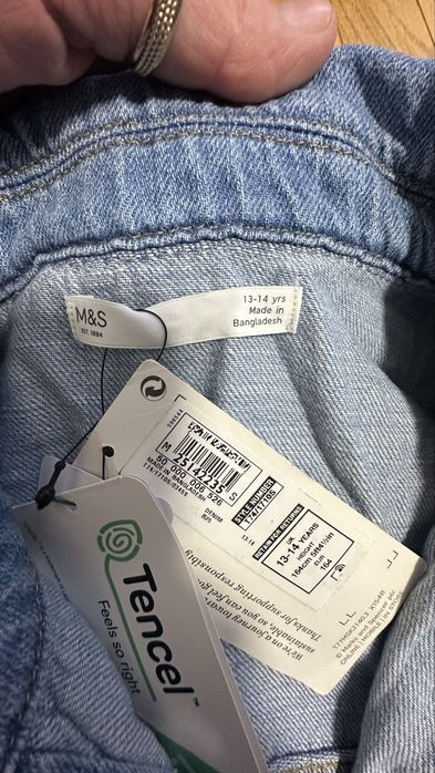 Джинсовий Комбінезон. M&S. 13-14років. Стан новий.