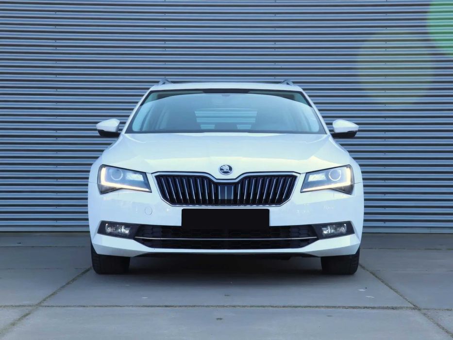 Skoda Superb      2018