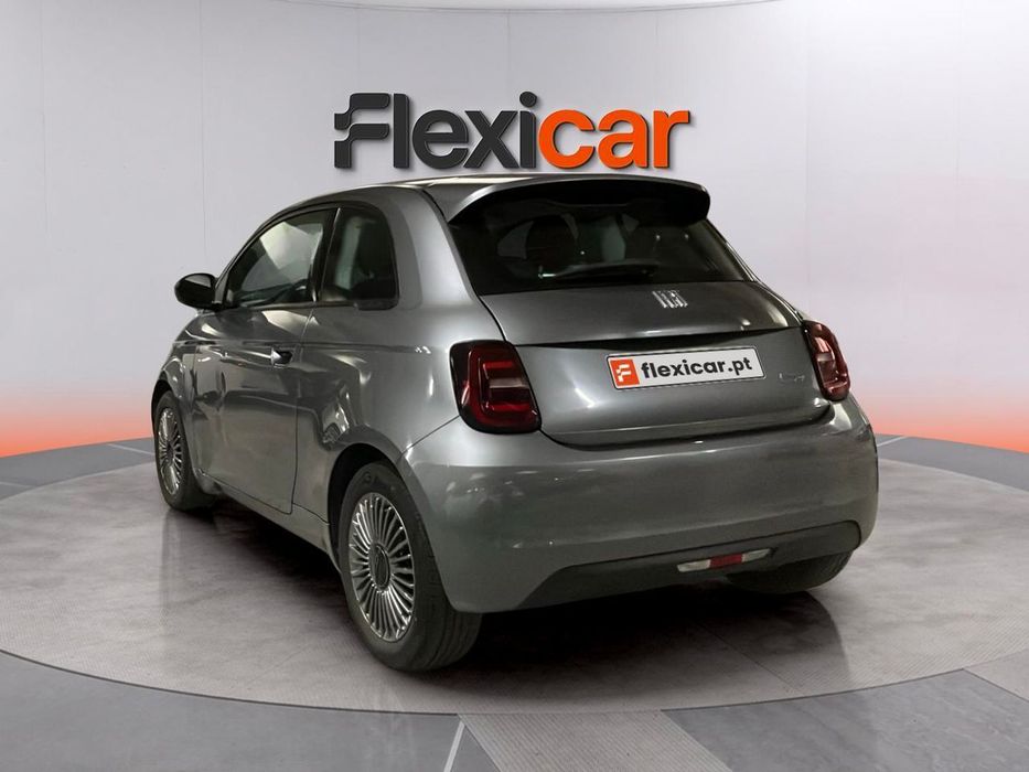 Fiat 500e485827873646192643