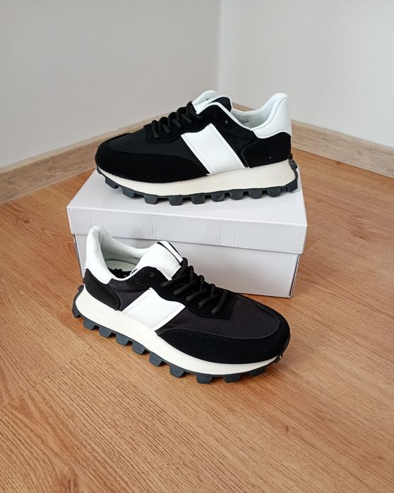 Damskie sneakersy sportowe 40
