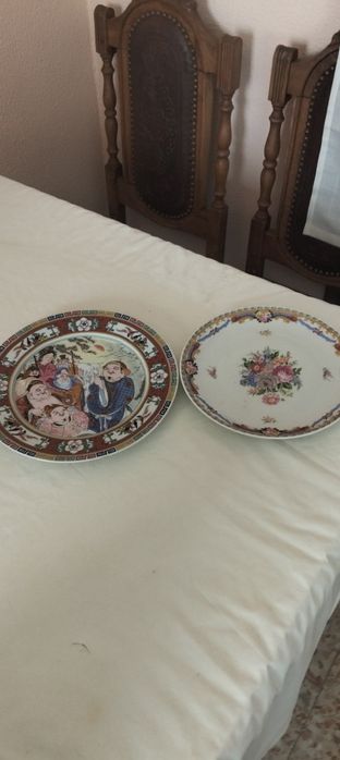 Pratos decorativos porcelana