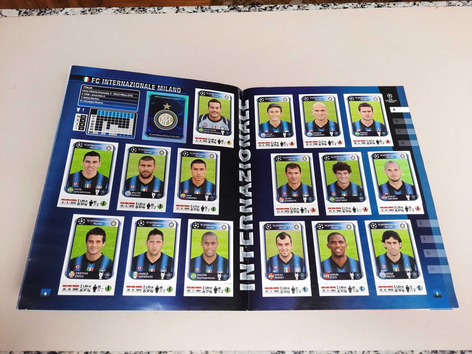 Caderneta de Futebol Champions League 2010/2011 Completa como NOVA