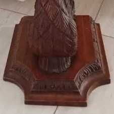 movel de entrada em madeira castanho