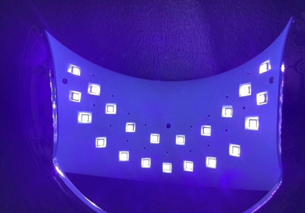 lampa do robienia paznokci NeoNail