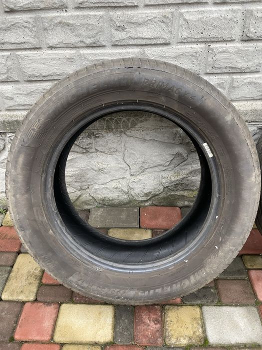 Гарна літня гума Michelin primacy 4 235/55 R17