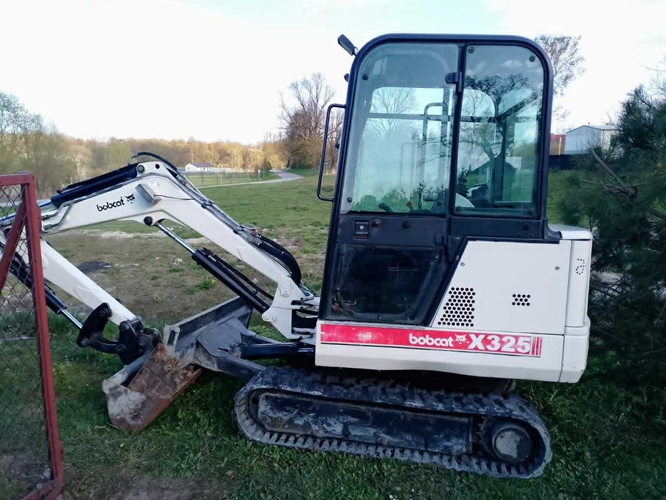 koparka Bobcat x325