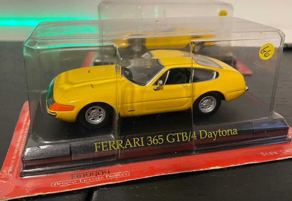 Miniaturas Ferrari 1:43 – Vários Modelos de Coleção