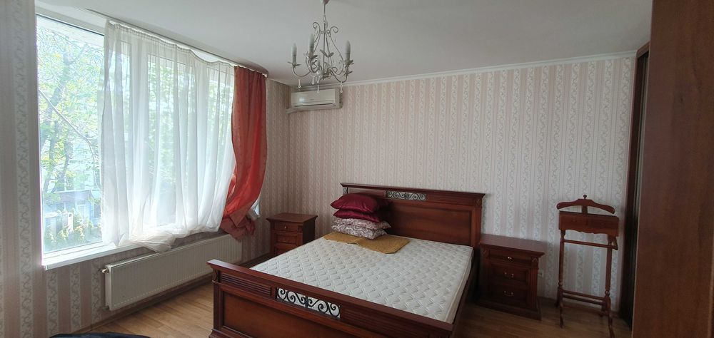 Продам коттедж   на Даче Ковалевского  ЛД