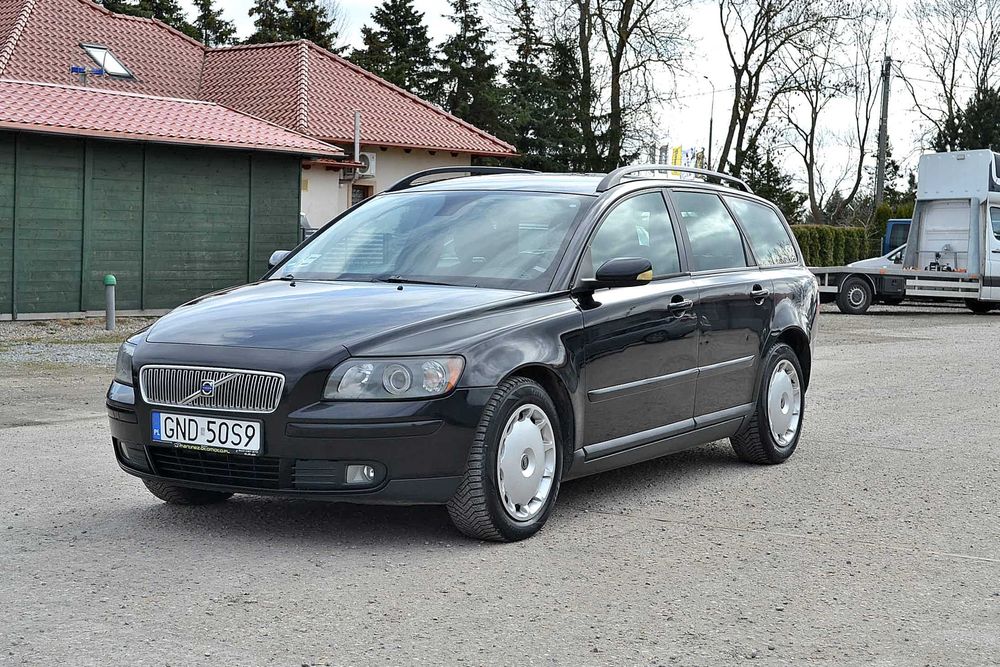 Volvo - V50 2.0 cm Diesel , klima , super stan , okazja !
