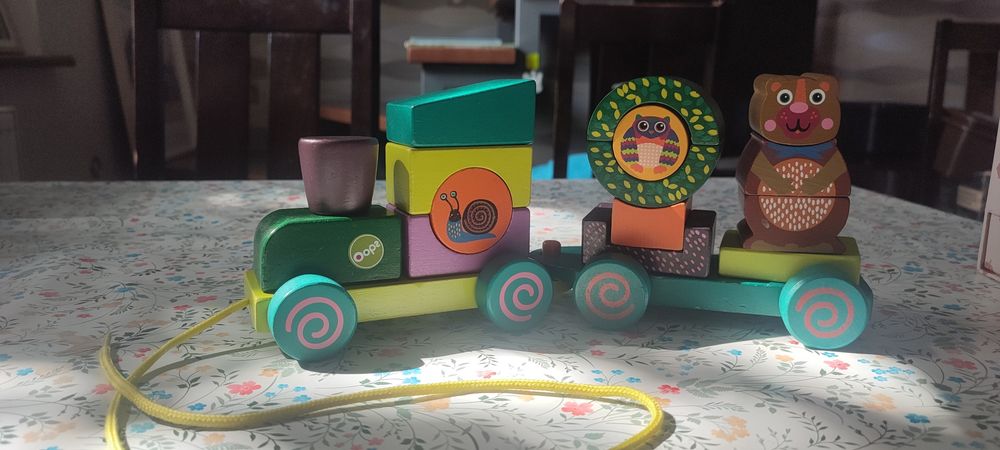 Drewniany pociąg układanka Oops