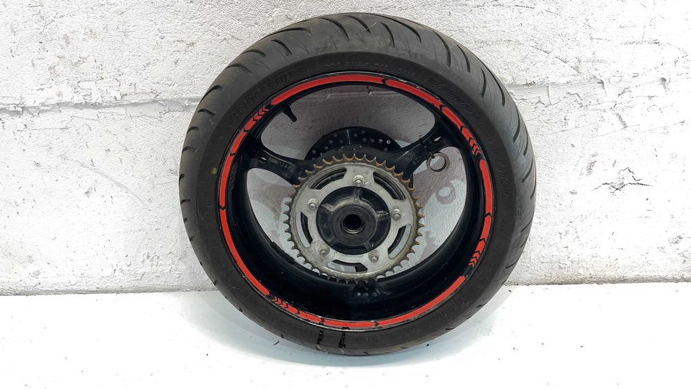 Suzuki gsxr 600 k7 Koło tylne tył 17 cali zębatka  tarcza hamulcowa