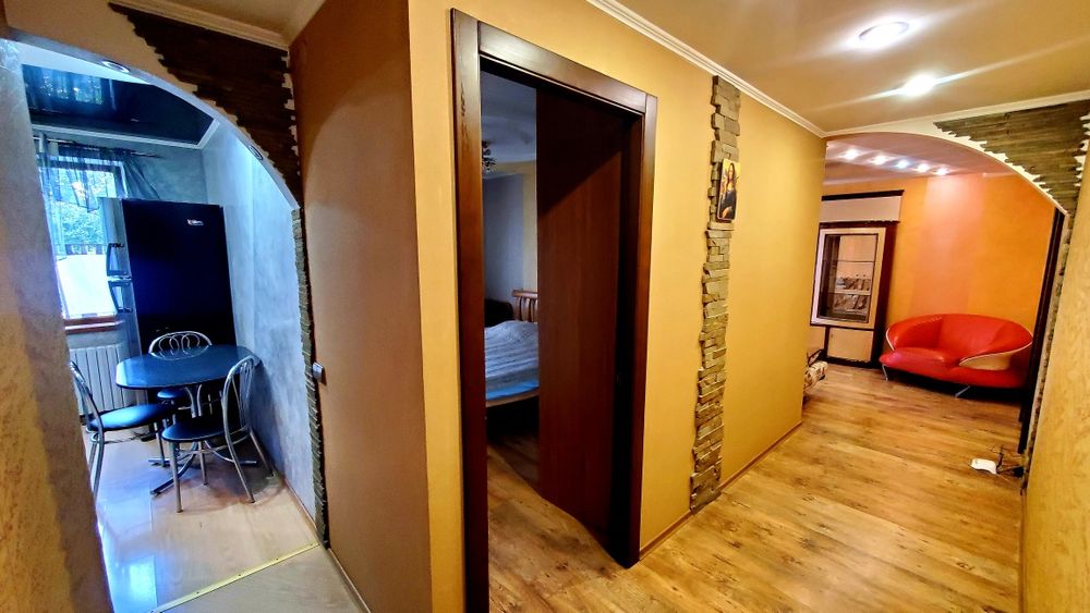 3-х кім.Даманский.17кв.СевГок.7 лікарня