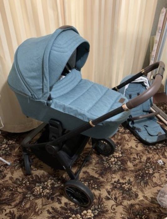 Універсальна коляска 3 в 1 CARRELLO Epica