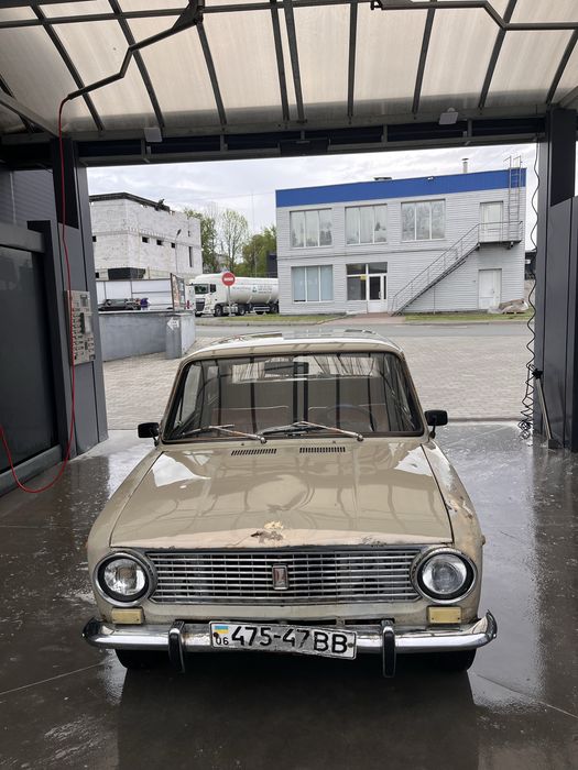 Продам ваз 2101 на ходу.