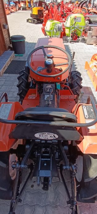 Hinomoto c174 4x4
