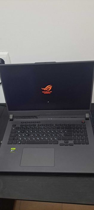 ASUS ROG Strix 17.3507587686701486082