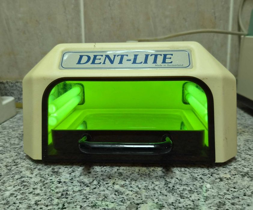 Fotopolimerizador de bancada