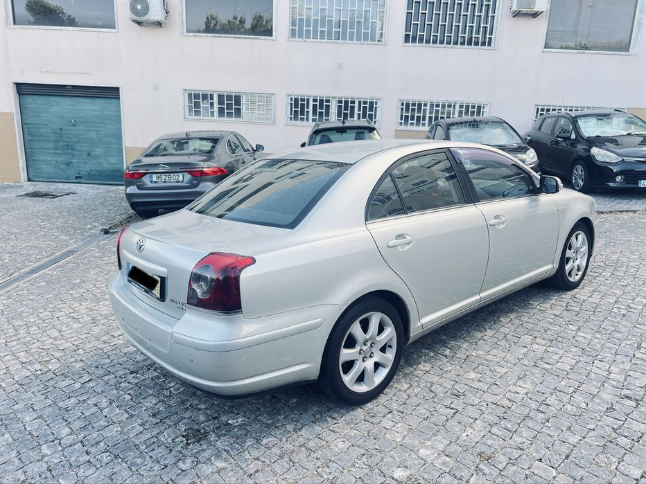 Toyota Avensis 2.0D4d sol - Ano 2007/05