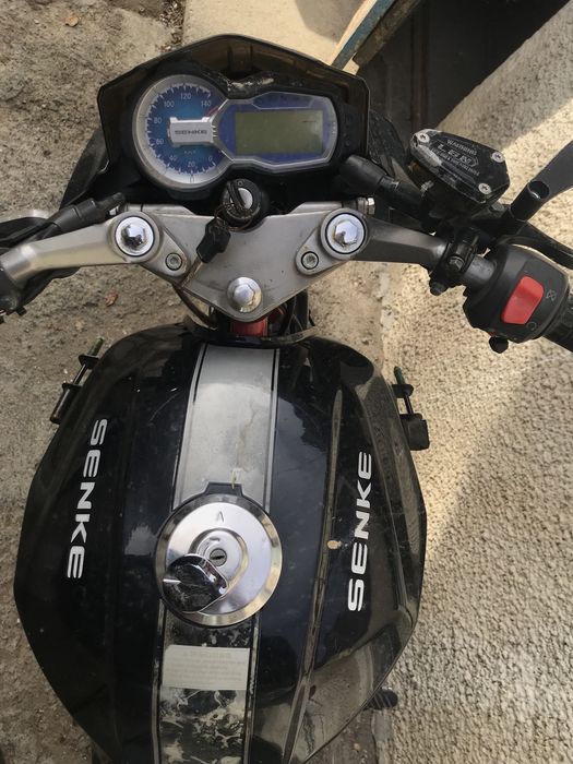 Продаю раму senke shark 200
